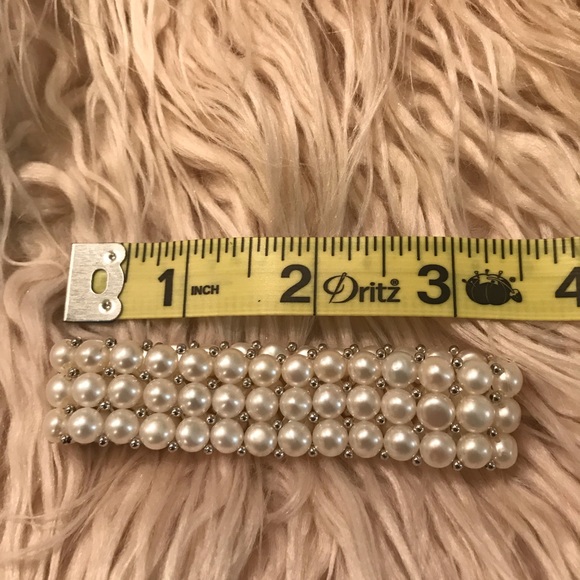 ✨✨NEW FRESH WATER PEARL BRACELET! - Picture 4 of 5